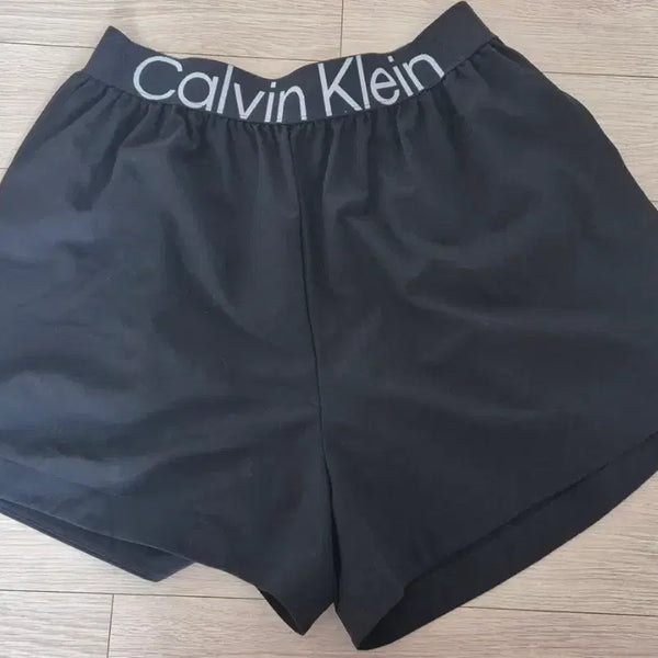[BUNJANG] Calvin Klein Woven Shorts / 캘빈클라인 우븐 쇼츠