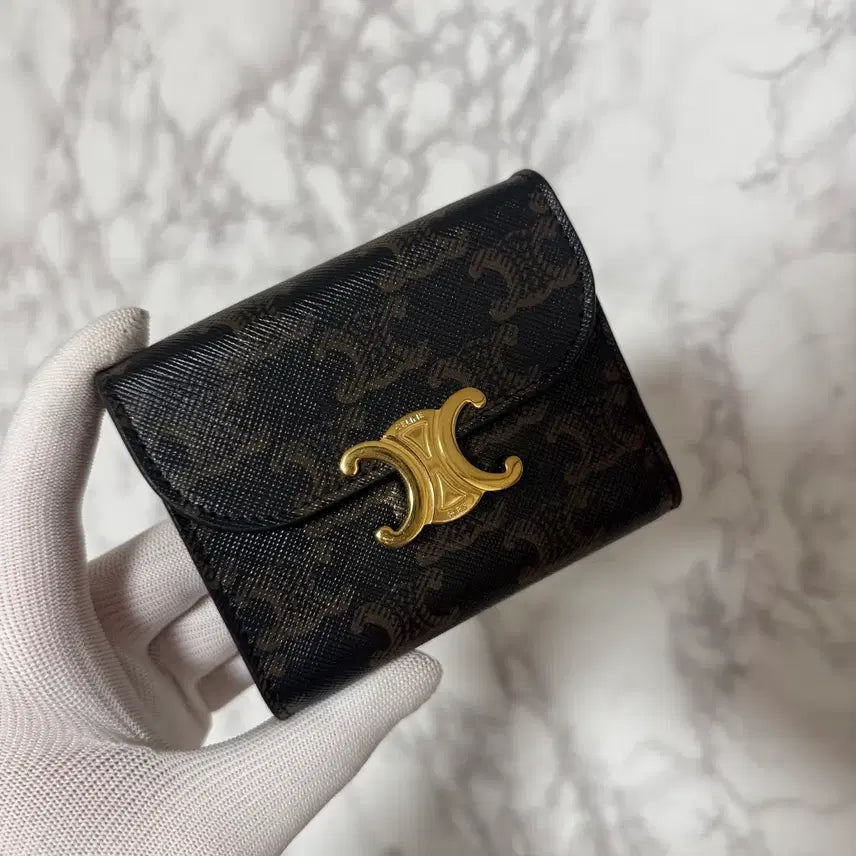[BUNJANG] Celine Triomphe Wallet / [OS] 셀린느 트리옹프 지갑