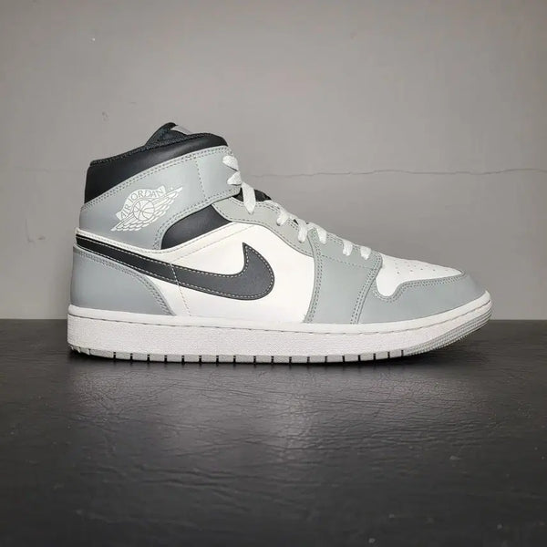 [BUNJANG] Nike Athletic Shoes 285mm / 나이키 운동화 285m