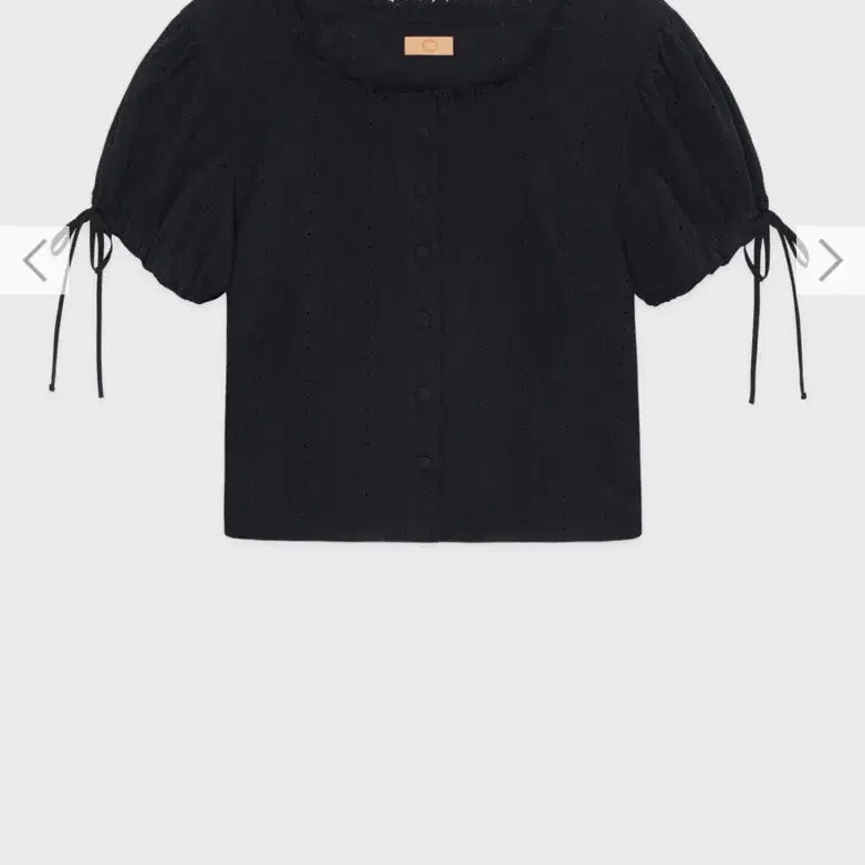 [BUNJANG] Sinoon Eyelet Blouse (Black) / Sinoon 시눈  Eyelet Blouse (Black)