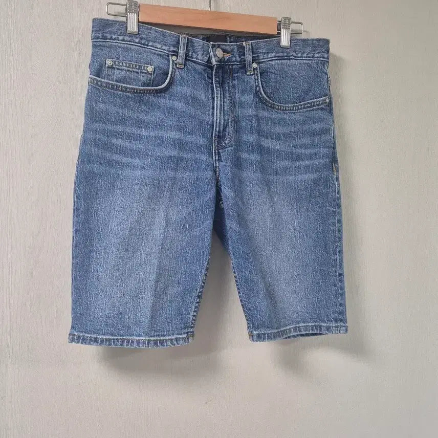 [BUNJANG] H&M Denim Shorts 30 Inch / H&m 청 반바지 30인치 (상태최상)