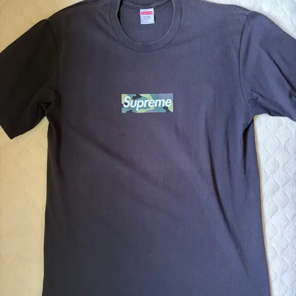 [BUNJANG] Supreme 23FW Camo Box Logo Short Sleeve T-Shirt Black / [M]슈프림 23FW 카모 박스로고 반팔 티셔츠 블랙