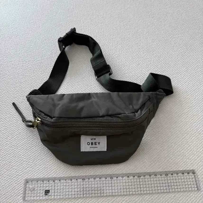 [BUNJANG] OBEY Waist Bag Olive / 오베이 웨이스트백(힙색) 올리브