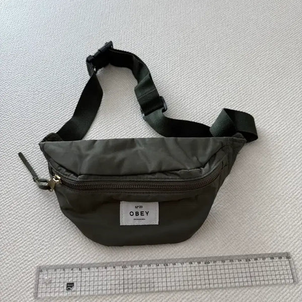[BUNJANG] OBEY Waist Bag Olive / 오베이 웨이스트백(힙색) 올리브