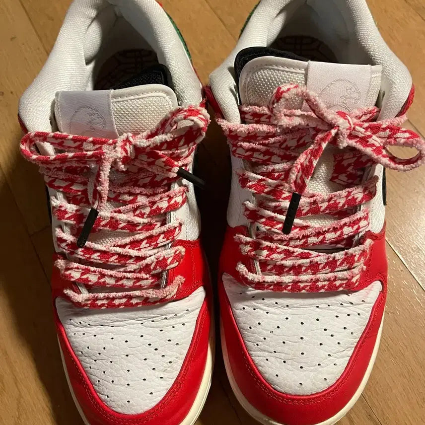 [BUNJANG] Nike SB Dunk Low Hibiscus (275mm) / 나이키 SB 덩크로우 하비비 275
