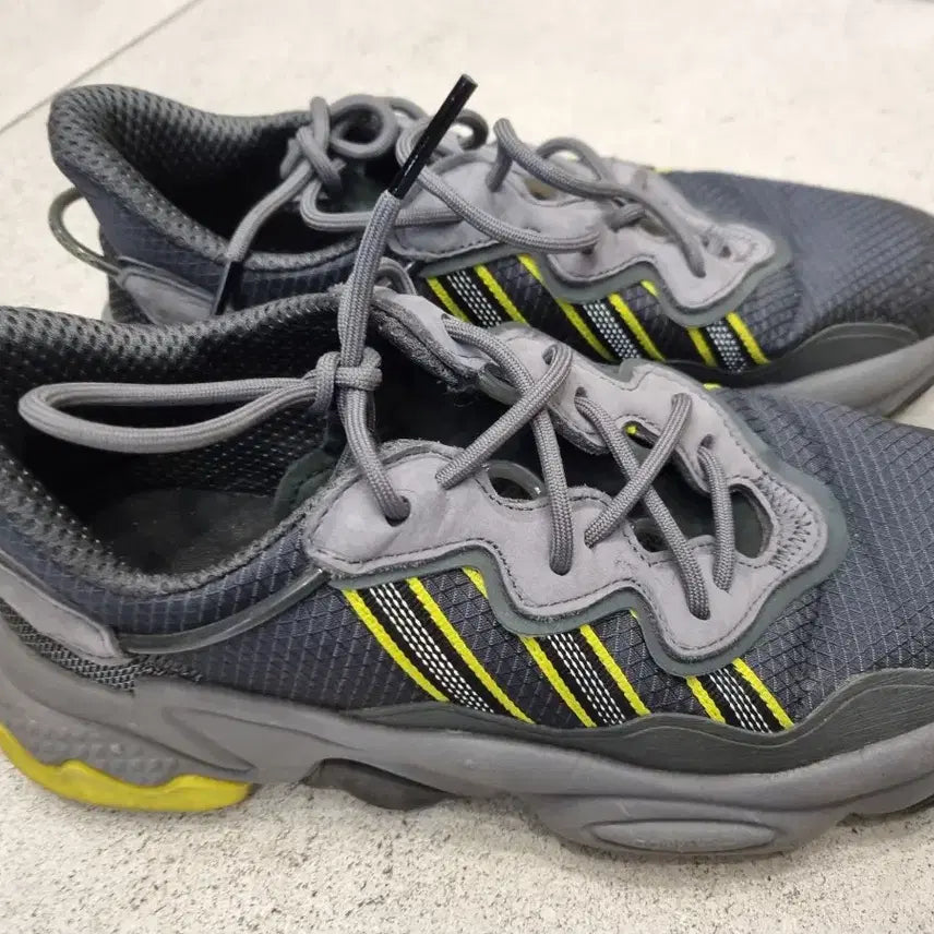 [BUNJANG] Adidas Men's Sneakers / 아디다스