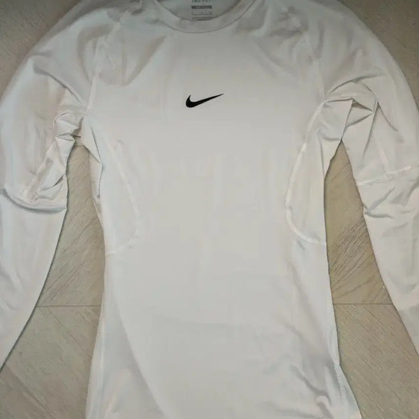 [BUNJANG] Nike Pro Dri-FIT White Long Sleeve Men's Fitness Top / (S) 나이키 프로 드라이핏 화이트 긴팔 FB7920-100