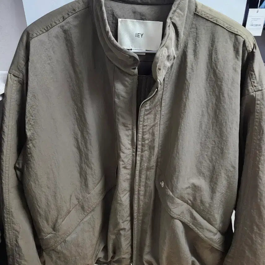 [BUNJANG] EA Wire Collar Oversized Jumper Khaki / 이에이 점퍼 카키