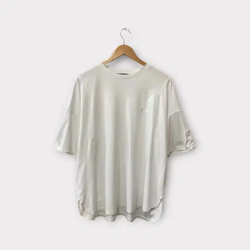 [BUNJANG] Songzio Homme Back Point Oversized Round Neck T-Shirt Free Size / 송지오 옴므 백포인트 오버핏 라운드 티 free