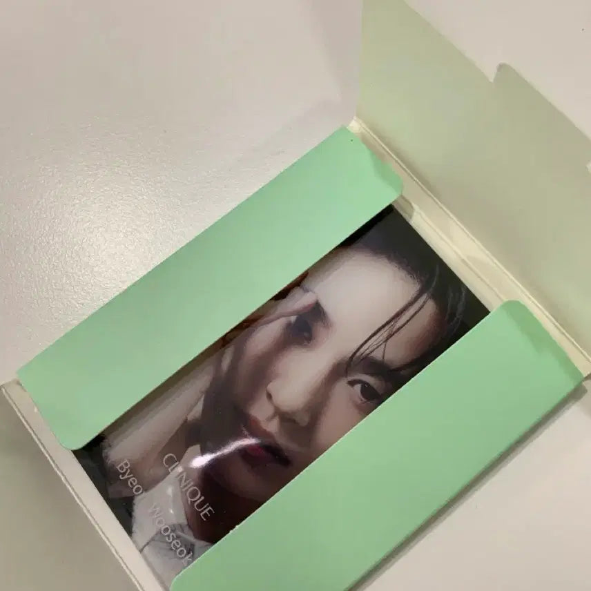 [BUNJANG] Byeon Woo-seok Mirror + Photocard Set / 변우석 거울 + 포토카드