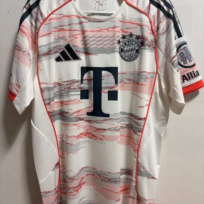 [BUNJANG] Bayern Munich 2025-2026 Away Replica Jersey XL / 25-26 바이에른뮌헨 어웨이 레플리카