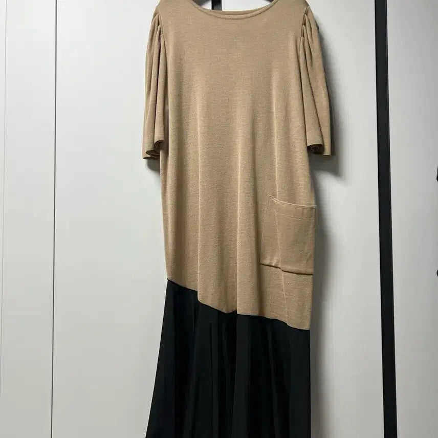 [BUNJANG] Frill Detail Satin Midi Dress / 프릴 예쁜 원피스