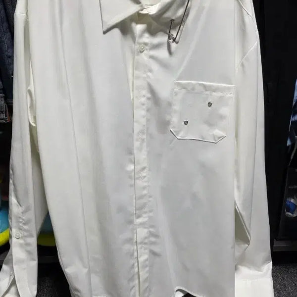 [BUNJANG] Acha Cufflink Shirt / 아차(Acha) 커프스 옷핀 셔츠