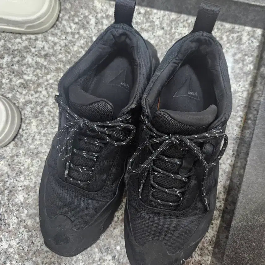 [BUNJANG] Roa Catarina Black Shoes / 로아 카타리나 블랙