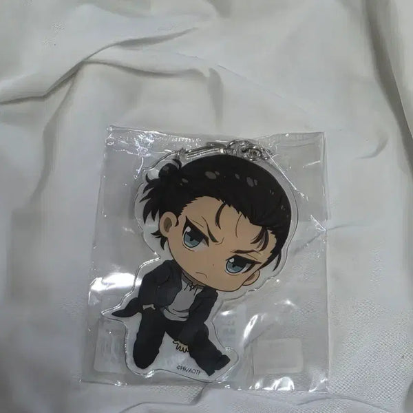 [BUNJANG] Attack on Titan Eren Acrylic Keyring Holder / [새상품] [정품] 진격의 거인 에렌 아크릴 키링