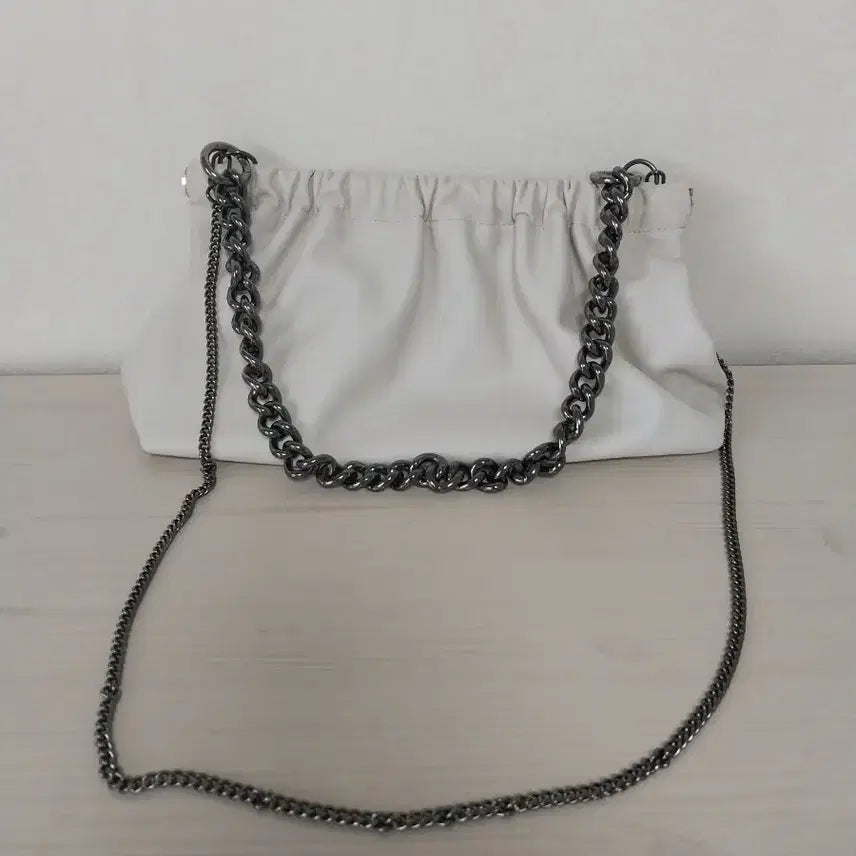 [BUNJANG] Samo Ondoh Cream Color Shoulder Bag / 사모 온도(SAMO ONDOH) 크림 컬러 숄더백