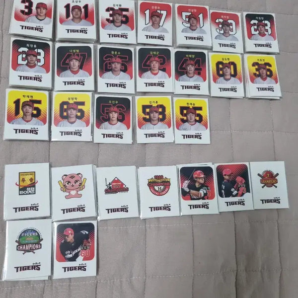 [BUNJANG] Tiger's Claws Sticker Collection / 세븐일레븐 최강 타이거즈 띠부씰 교환 또는 판매 기아