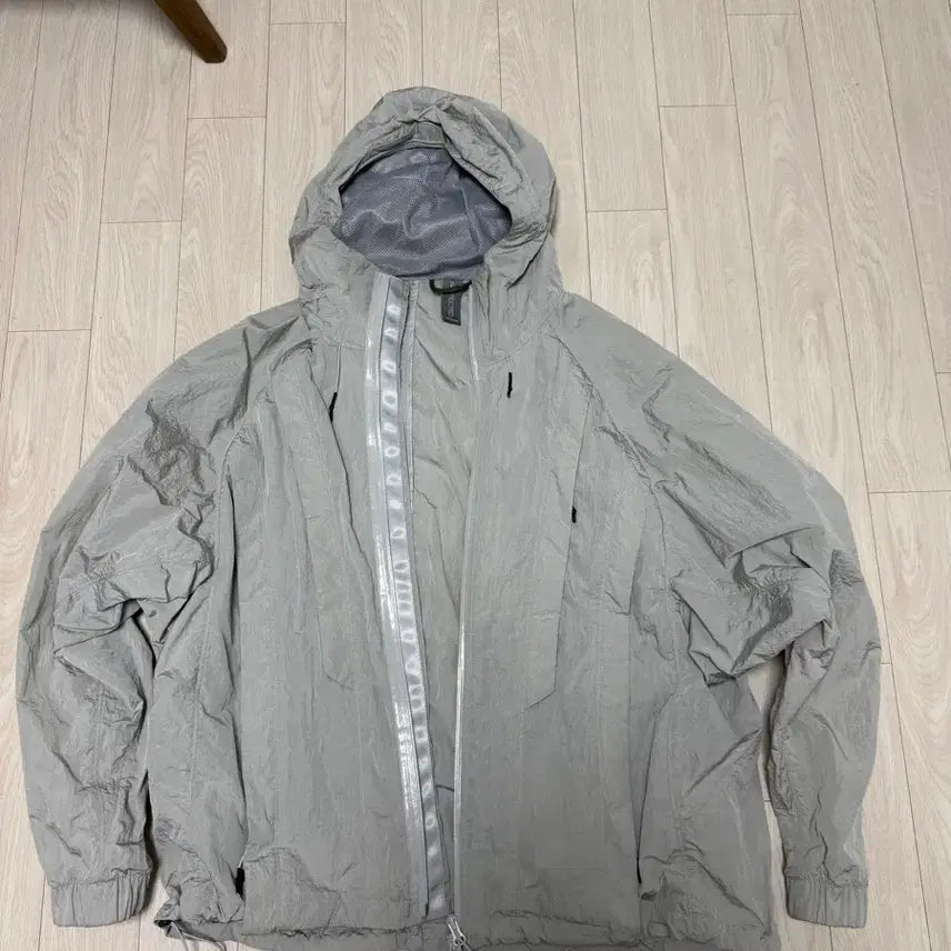 [BUNJANG] Unaffected Windbreaker Jacket / UNAFFECTED