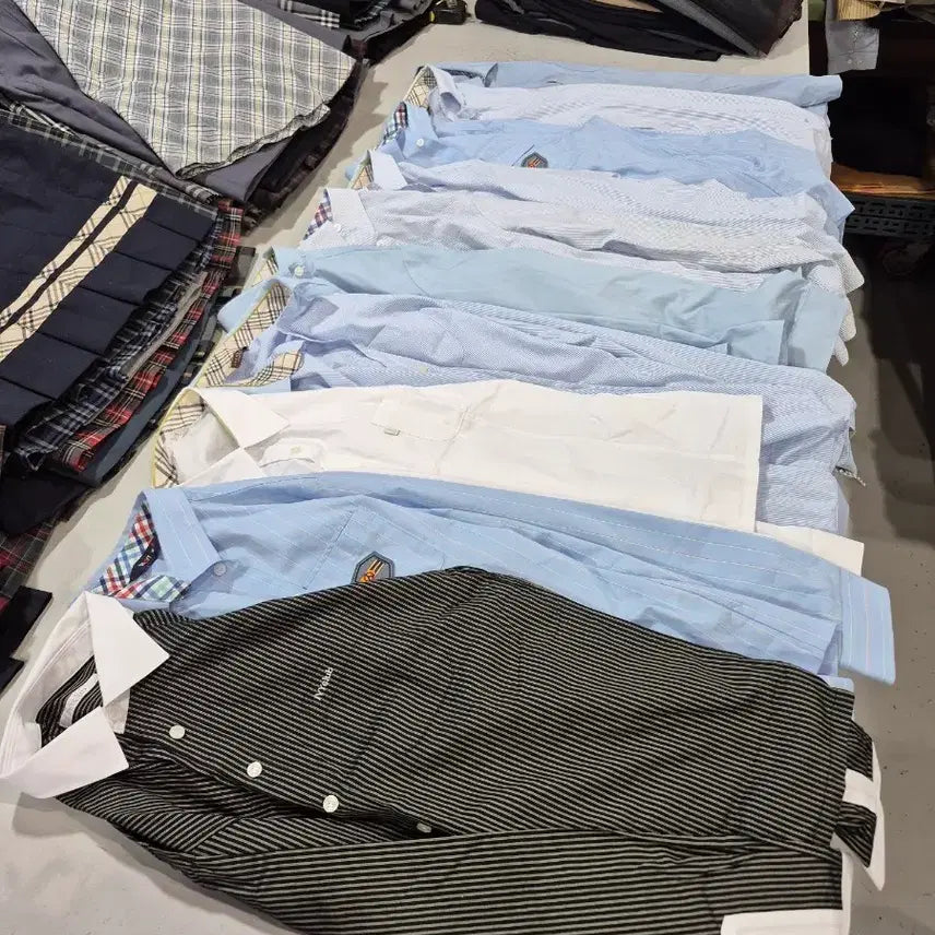 [BUNJANG] Used Men's Long Sleeve School Uniform Shirts (Mixed Sizes, 10 pcs) / 중고남성 교복긴팔셔츠 사이즈믹스 10장