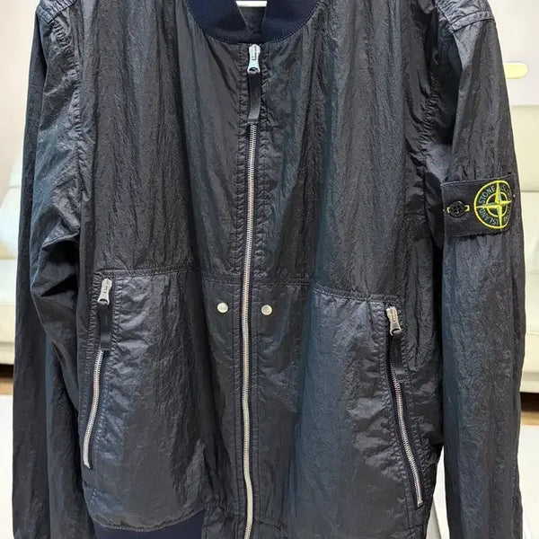 [BUNJANG] Stone Island 25SS Nylon Metal Watro Bomber Jacket / 25ss 스톤아일랜드 나일론메탈 와트로 봄버 자켓(교신o,판매o)