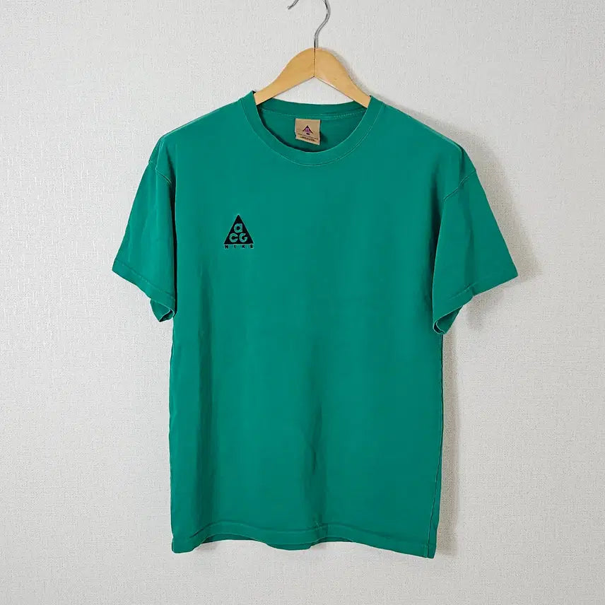 [BUNJANG] Nike ACG Logo Short Sleeve T-Shirt Lucid Green (International XS) / 나이키 ACG 로고 반팔 티셔츠 루시드그린 해외 XS 95