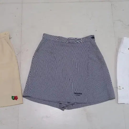 [BUNJANG] Renoma, MU Sports, Elegance Sports Women's Golf Skirt Summer Set (3 Items) / 레노마,mu 외 브랜드 골프스커트 여름용 3종