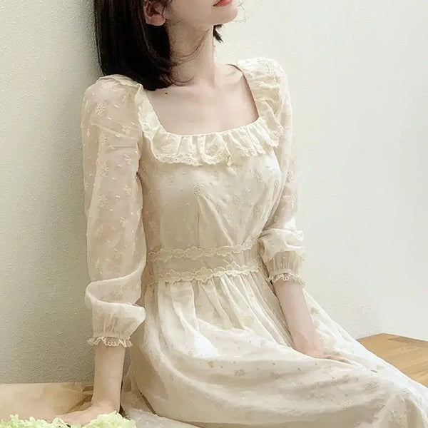 [BUNJANG] Milkcocoa Embroidered Square Neck Dress / 밀크코코아 스퀘어넥 자수 원피스 새상품 배송비x