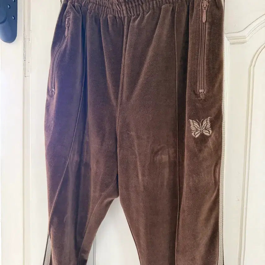 [BUNJANG] Needles Track Pants Brown/Beige Size M / 니들스 트랙팬츠