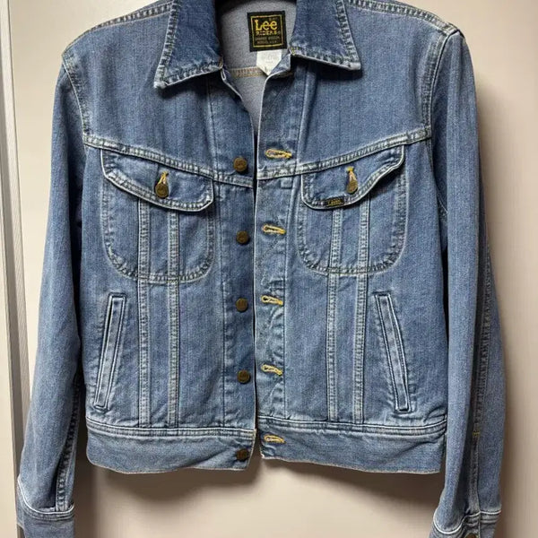 [BUNJANG] Lee 90s 0424 Denim Trucker Jacket Made in Japan / Lee 90s 0424 데님 트러커 made in japan