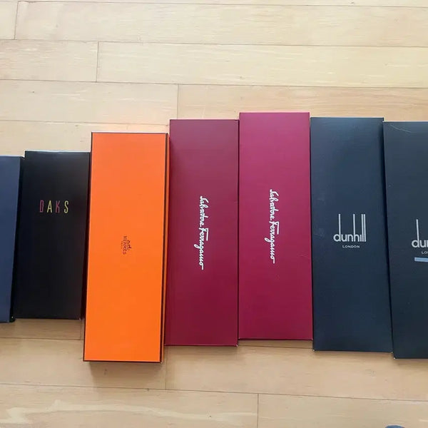 [BUNJANG] Assorted Luxury Neckties Bundle Set / 페라가모 던힐 모스키노 등 명품 넥타이 9종 개별/일괄 판매