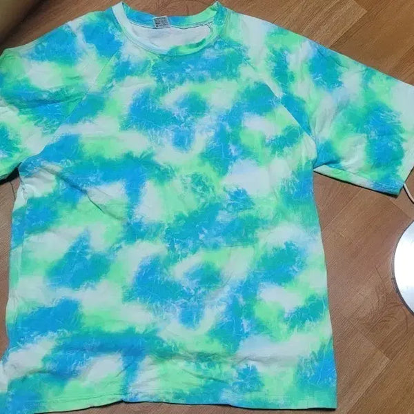[BUNJANG] Tie-Dye T-Shirt (Size 100) / 타이다이 반팔티 (100)