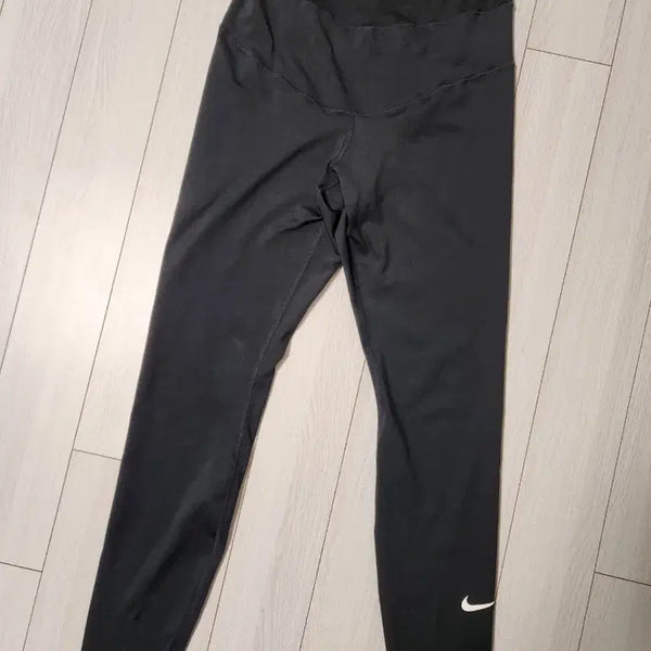 [BUNJANG] Nike High-Rise Maternity Leggings DR1651-010 (Size M) / 새상품급) 나이키 하이라이즈 임산부 레깅스 DR1651-010 사이즈m
