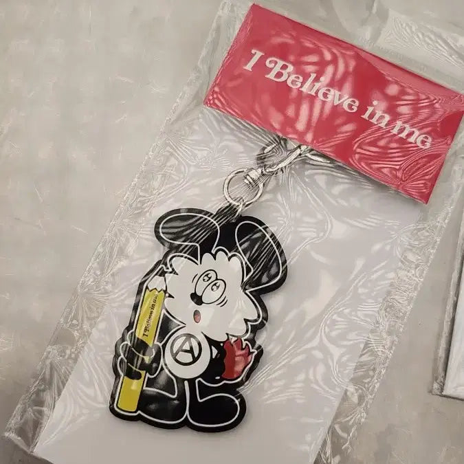 [BUNJANG] Verdy x Lotte Museum Pencil Keychain / 새상품 베르디 verdy 롯데 뮤지엄 펜슬 키링 키체인