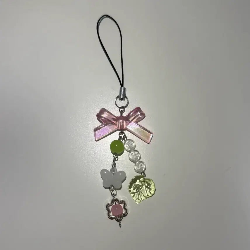 [BUNJANG] Beaded Keychain Initial Four-Leaf Clover Couple Item / 비즈키링 이니셜 비즈 키링 행운 네잎클로버 커플템