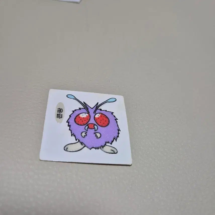 [BUNJANG] Pokemon Old Version Rare Strawberry Conpagne (Unpeeled) Card / 포켓몬 구버전 레어 딸기콘팡(안뗀) 팝니다