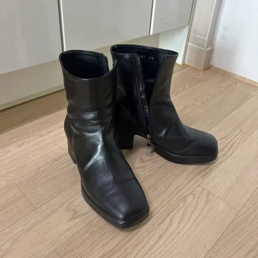 [BUNJANG] Gisse Shoes Size 235 / Gisse 구두 235(원가10만원대)지세구두