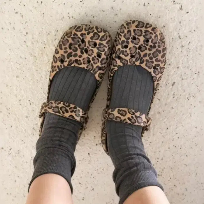 [BUNJANG] Crocs Women's Animal Ballet Shoes Leopard Print Clogs / 크록스 여성 애니멀 발레 슈즈  호피 슬리퍼 인기 슈즈