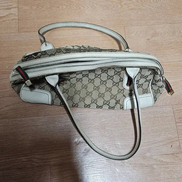 [BUNJANG] Gucci GG Logo Shoulder Bag Ivory / 구찌 GG 로고 숄더백 아이보리(정품)