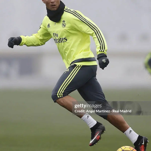 [BUNJANG] Real Madrid 2015-16 Long Sleeve Training Top Ronaldo Size 105 / 15-16 레알마드리드 트레이닝탑 105 호날두 긴팔
