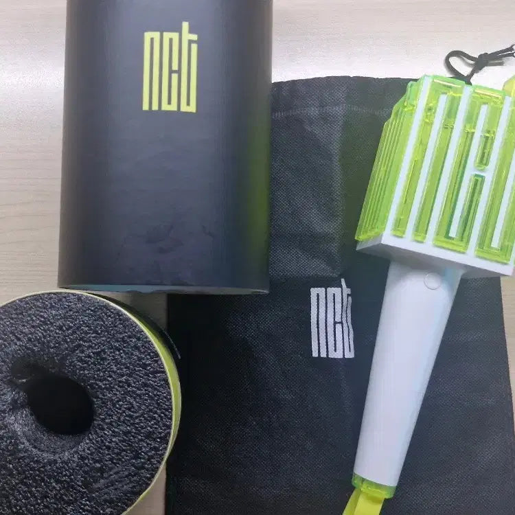 [BUNJANG] NCT 127 Cheering Rod (Moomin Edition) / 엔시티(NCT) 구믐 믐뭔봄 양도