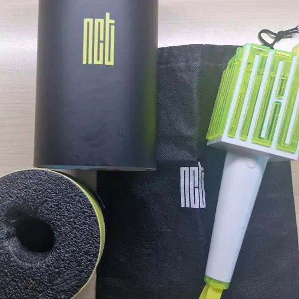 [BUNJANG] NCT 127 Cheering Rod (Moomin Edition) / 엔시티(NCT) 구믐 믐뭔봄 양도