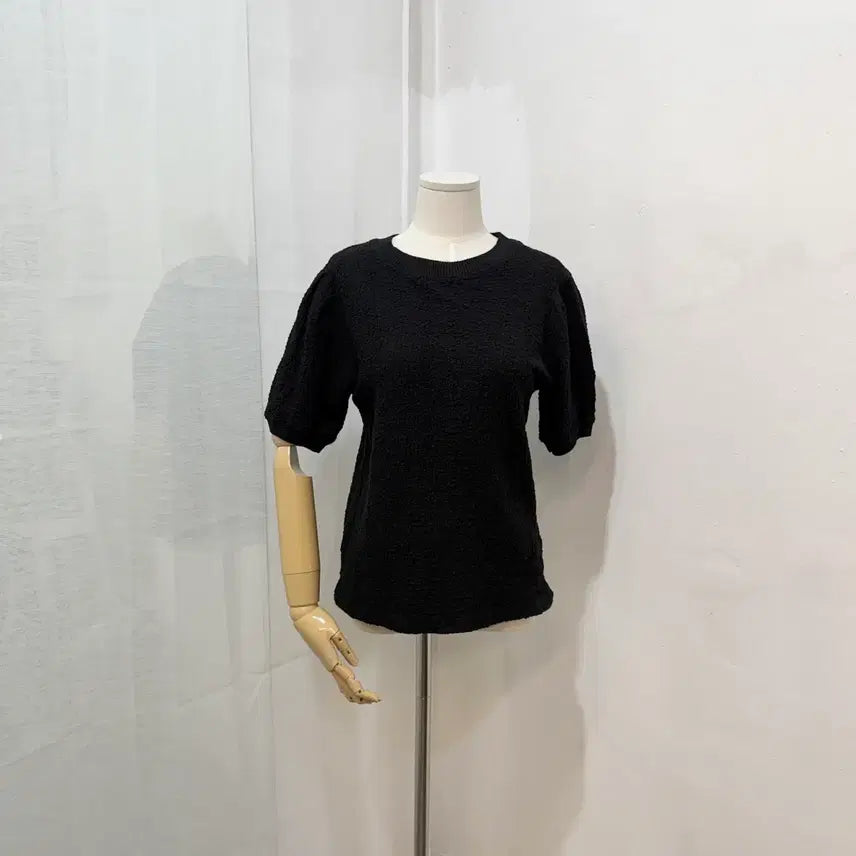 [BUNJANG] Gracie Chic Pleats Black Short-Sleeve T-Shirt / 그레이시크 플리츠 블랙 주름 반팔티 반소매티 4763
