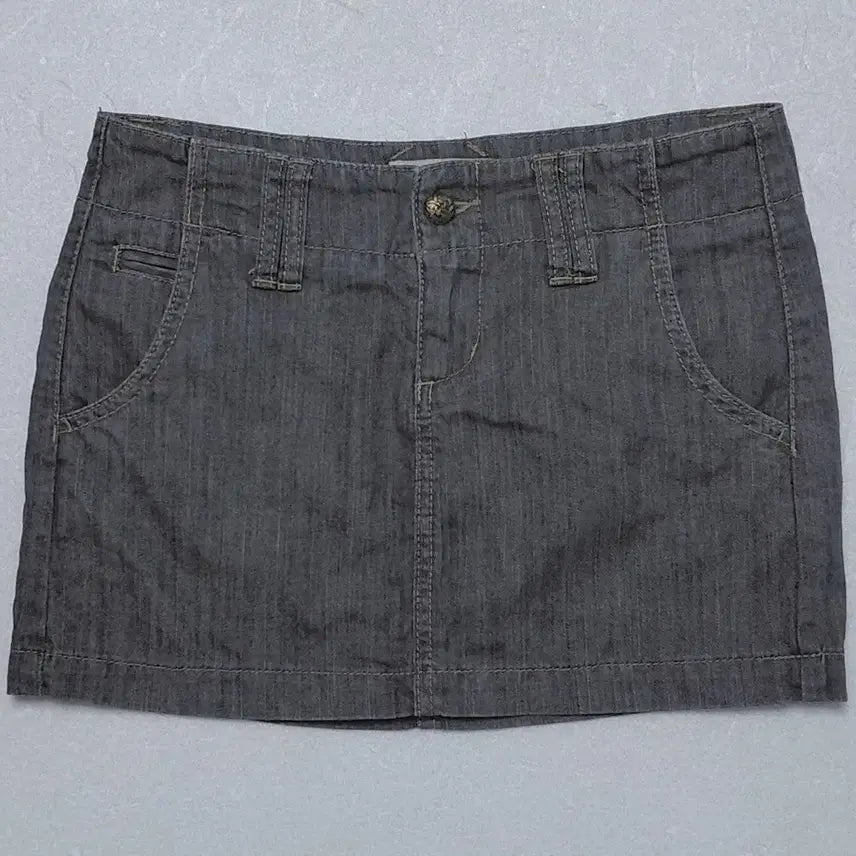 [BUNJANG] BCBGeneration Low-Rise Denim Mini Skirt - Charcoal/Dark Indigo / [26] BCBGENERATION 빈티지 로우라이즈 데님 미니스커트