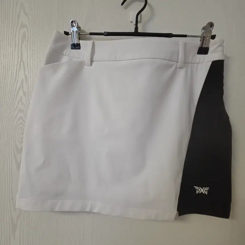 [BUNJANG] PXG Golf Skirt White/Black / (정품)PXG 골프 스커트 화이트/블랙