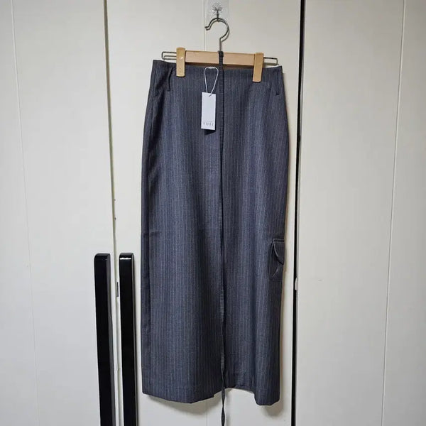 [BUNJANG] OUJE Stripe Pocket Belt Skirt Grey / [새상품] 유제 스트라이프 포켓 벨트 스커트 그레이(정가11.8)
