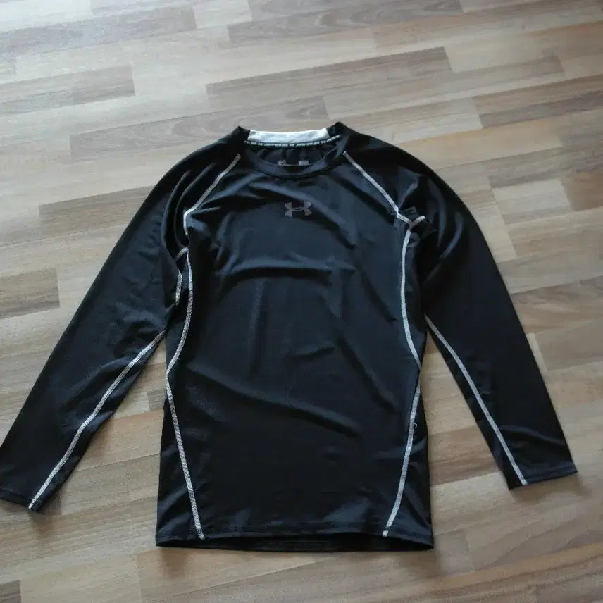 [BUNJANG] Under Armour Rash Guard (Size 55-66) / 언더아머 래쉬가드/55~66/최상ㄱㅂ