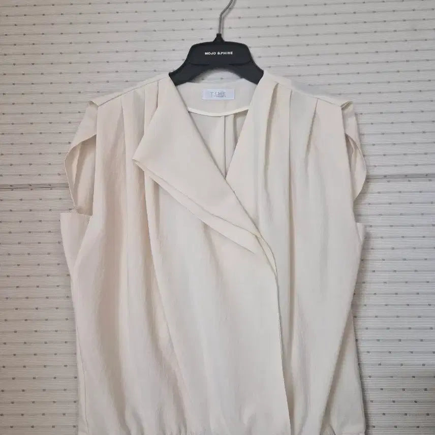 [BUNJANG] Time Blouse / 타임 블라우스.55~66
