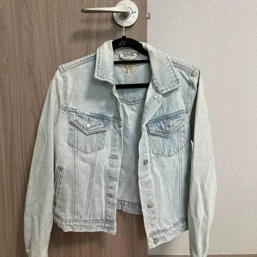 [BUNJANG] Pull&Bear Light Wash Denim Jacket / 풀앤베어 연청자켓