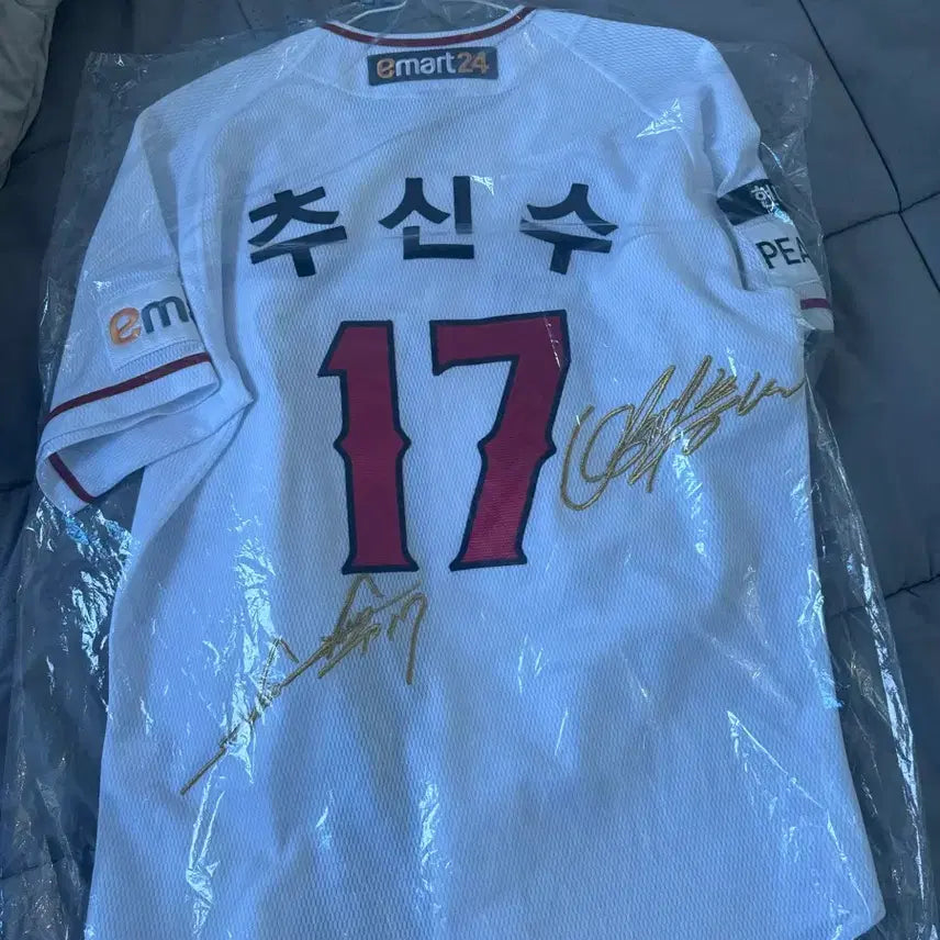 [BUNJANG] SSG Rangers Choo Shin-soo Authentic Home Baseball Jersey Signed / ssg 추신수 싸인 홈유니폼 어센틱 야구유니폼