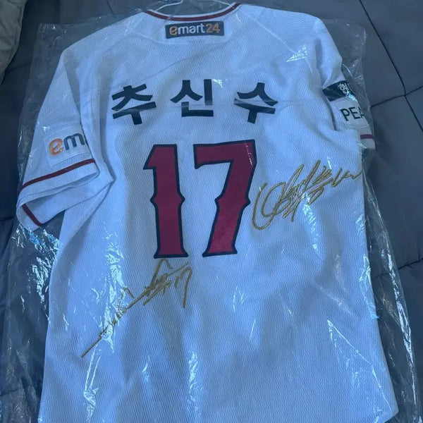 [BUNJANG] SSG Rangers Choo Shin-soo Authentic Home Baseball Jersey Signed / ssg 추신수 싸인 홈유니폼 어센틱 야구유니폼